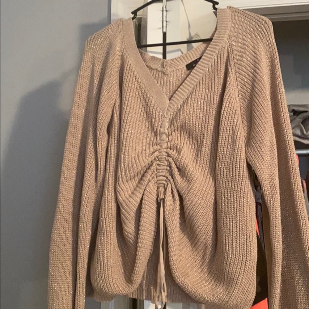 Tan long sleeve scrunch top
